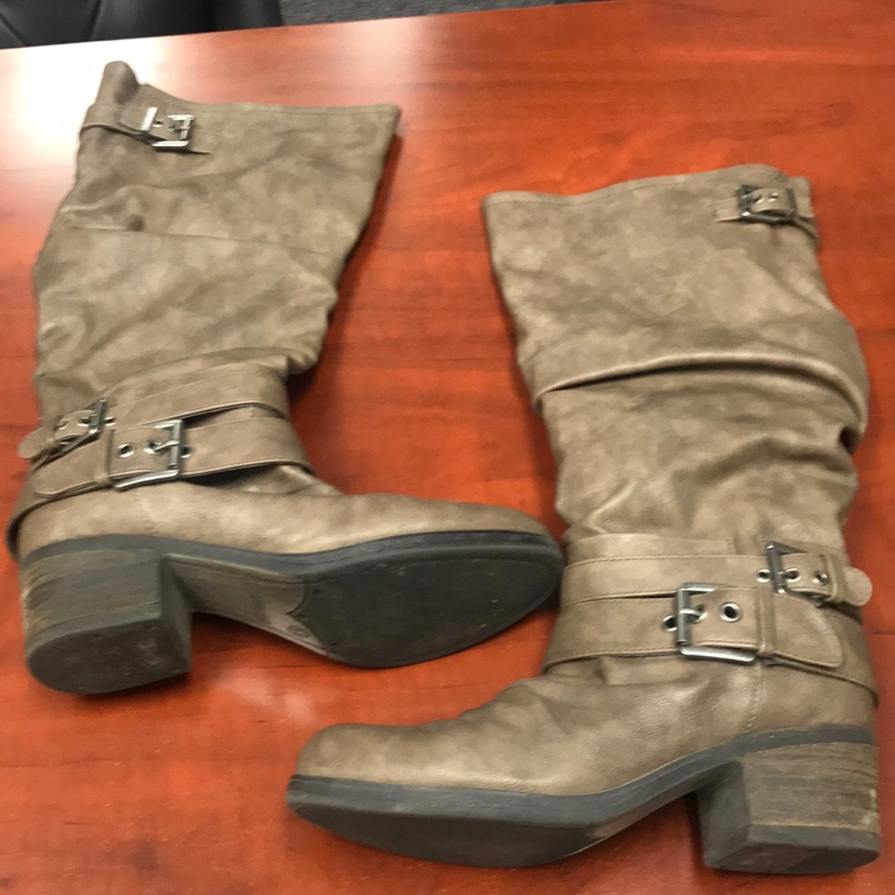 Riding boots